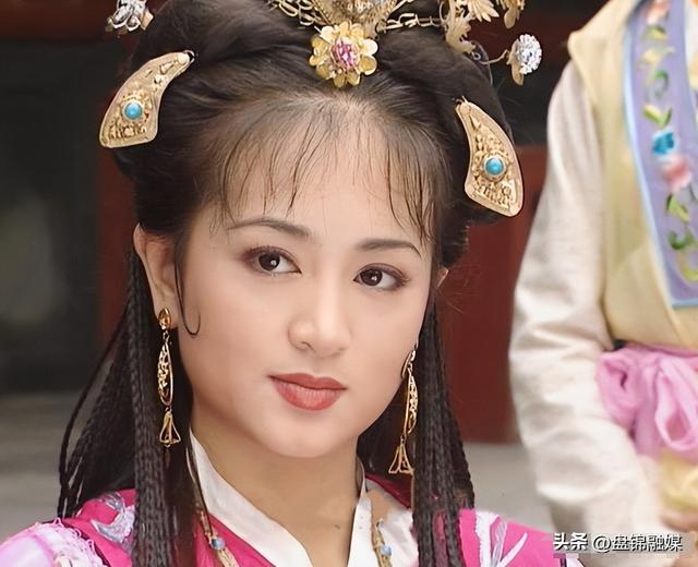 长得一脸丫鬟相却要演公主，论“金枝玉叶”教科书，我只服这8位