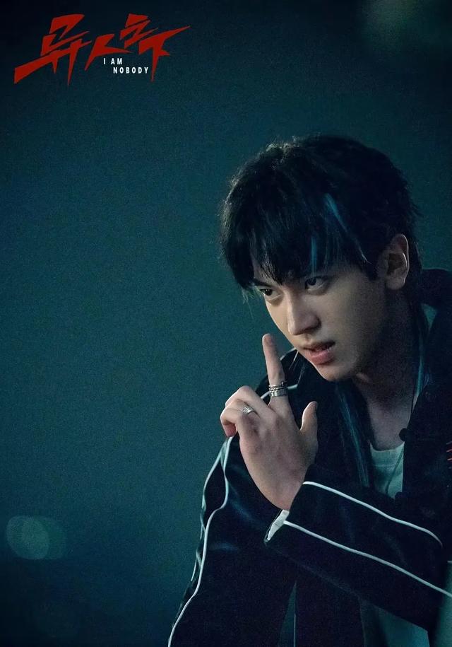 看了《异人之下2》里的诸葛青才知道完颜洛绒演的有多好!