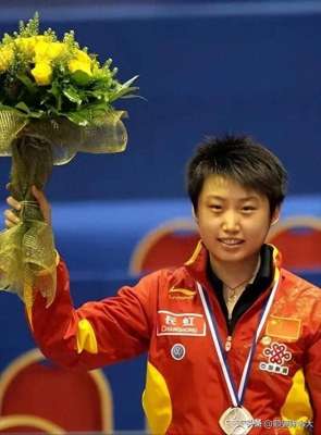 张怡宁个人资料(她16岁成名，19岁击败张怡宁多次夺冠，26岁巅峰时却被国家队开除)