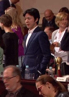李云迪自毁前程!连累诸多综艺节目被下架,连郎朗吉娜也没逃过?