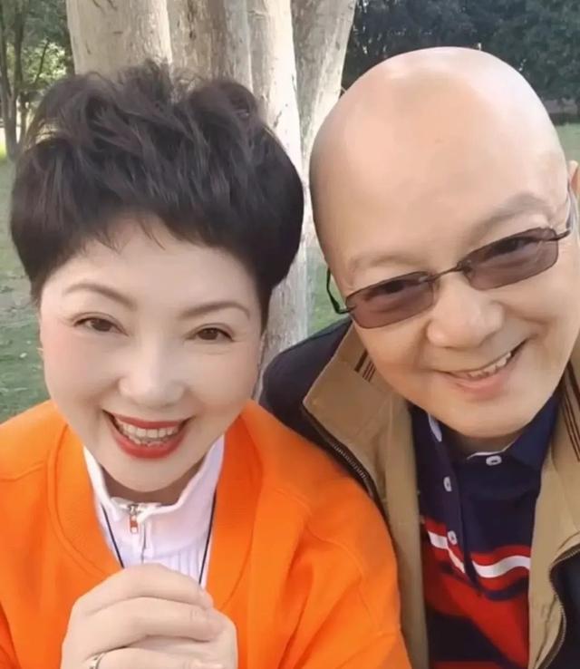 上海滑稽演员龚仁龙现状变化好大,网友直呼瘦了好多