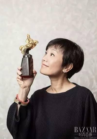 不惧岁月，这才是真正的女神！63岁的张艾嘉仍然活得很自我