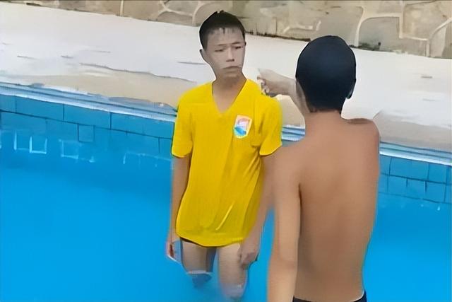 好色之心,能有多离谱,当代网友:我们不白看