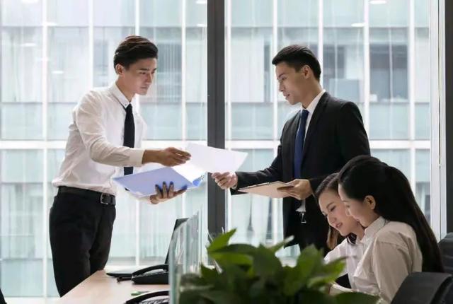 高明的领导一上任,就喜欢干这3件事,几乎无一例外