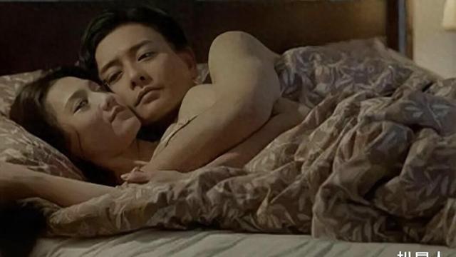黄宗泽艳福不浅！TVB台庆剧开播即名场面，男女主角床戏激情满满