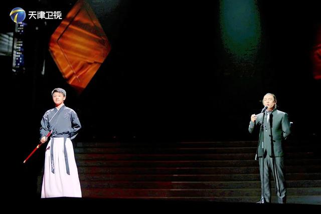 【非你莫属】“口哨达人”现场吹奏歌曲,听到人心醉