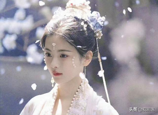 《墨雨云间》7位“秀儿”,37岁“方茴”嫩如少女,25的她超惊艳