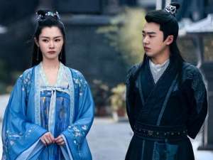 齐溪大尺度(配角太强还不算什么，身高174齐溪的高跟鞋，才让郭麒麟露了怯)