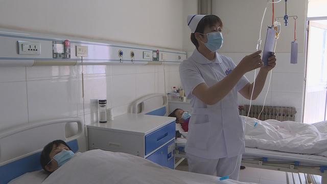 「致敬白衣天使」贾文静:用爱温暖每一位患者