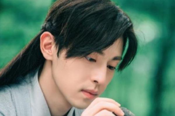 新晋“古装”男神,邓伦上榜,罗云熙第二,第一帅到爆炸