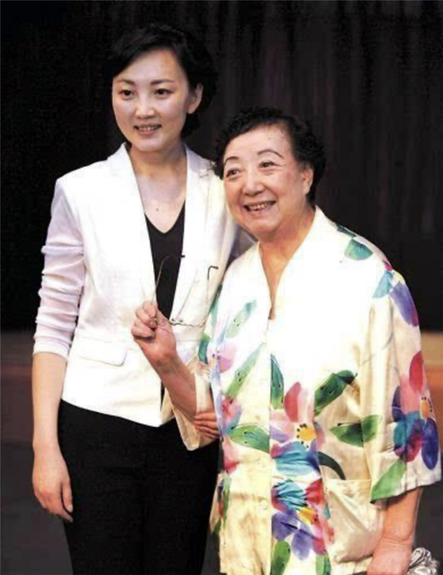 京剧名家杜近芳:梅兰芳亲传弟子,身世凄苦丈夫早逝,不久前去世