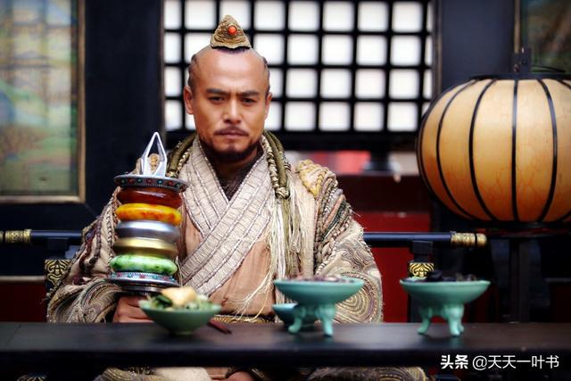 神雕中的潇湘子,放到倚天是什么水平?