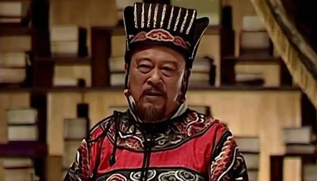 大明王朝：为何裕王厌恶冯保，李妃却要重用？这便是她的段位