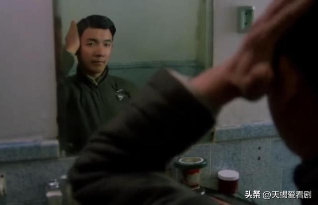 再看《包氏父子》,我发现厨子胡大并不是“捧杀高手”!