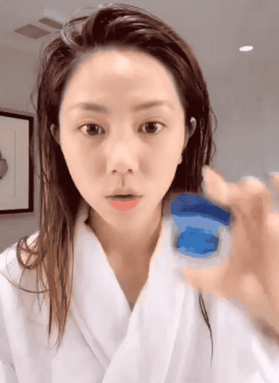 可飙高音可唱Rap!嗨翻全场的邓紫棋还有饱满Q弹好肌肤