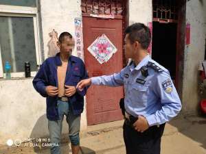 时迁(翻墙很酷的“时迁”被抓，只因《水浒传》现出原形)