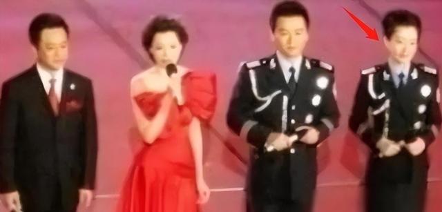 “头号警花”王菲:靠身体上位,声称我老公是厅长,你有种就告我