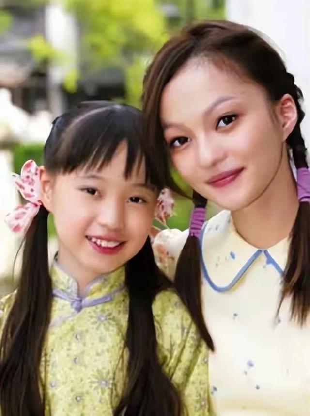 韩国3位小童星,成年后变化大,文根英变胖了,小长今却越变越美