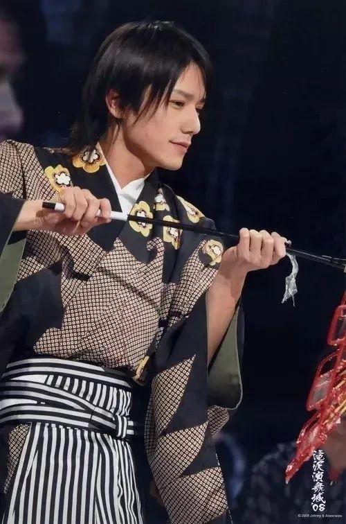 从贫穷贵公子到霸道总裁,他依然是迷妹们的初心啊