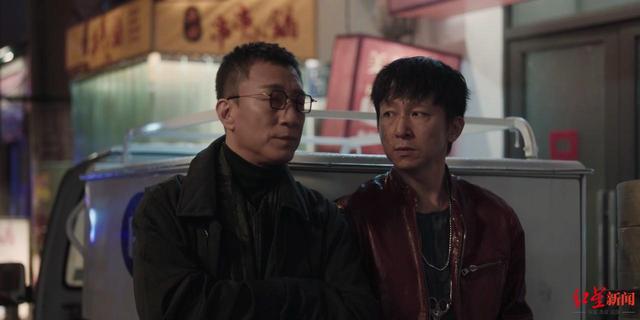 红星专访|苏可:从刀疤到保温杯,我们一点一点给大江抠细节