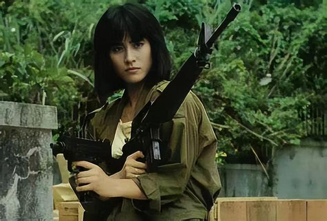 港片里的五位日本女星,最后一位最美堪称女神