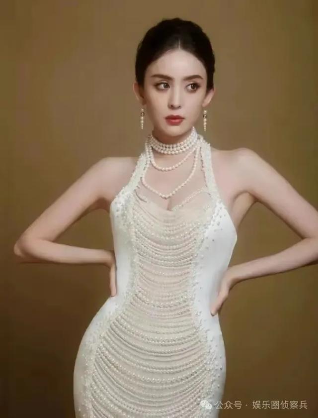 古力娜扎大胸写真照曝光,网友:第四张谁能顶得住?看了尴尬
