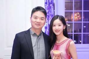 刘强东图片(比岳父母大的7位男星，千方百计搞定长辈，初次见紧张到内裤汗湿)