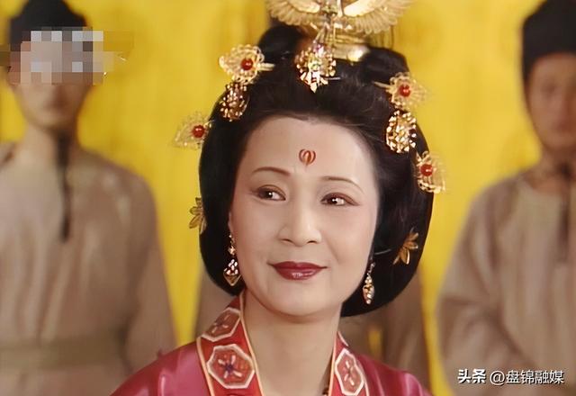 长得一脸丫鬟相却要演公主，论“金枝玉叶”教科书，我只服这8位