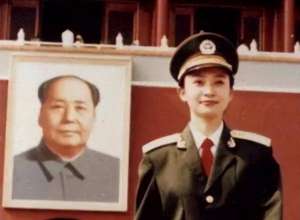 边梅(中国第一女保镖边梅，曾穿8斤钢板保护外宾，亿万身家至今仍单身)