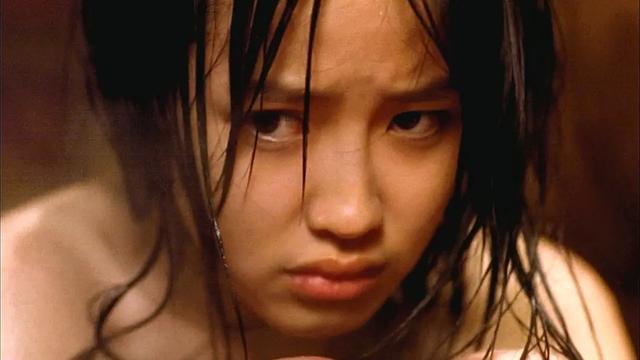 太敢拍了吧,岛国大尺度“三级片”《弓》,在艺术里触动心灵。