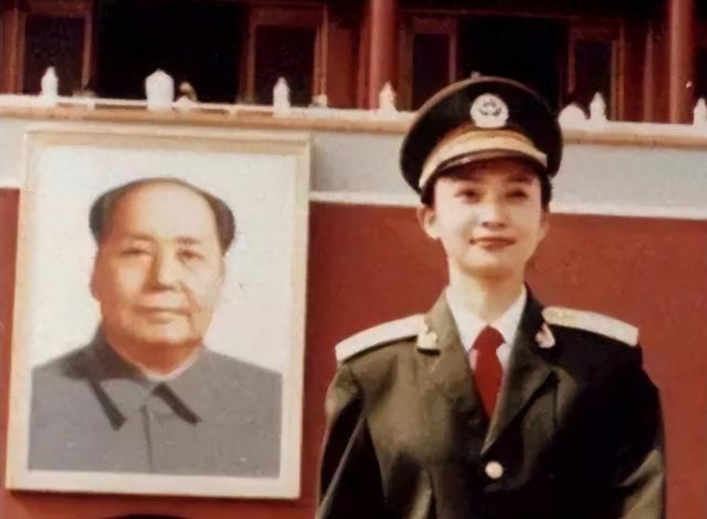 中国第一女保镖边梅,曾穿8斤钢板保护外宾,亿万身家至今仍单身