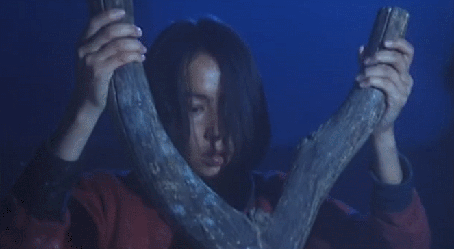 29年后才懂,二嫫用脚玩的不是面粉,而是中国人难以启齿的“性”