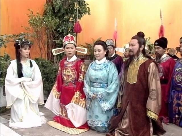 《新白娘子传奇》演员现状,“男”女角色差异明显,叶童历经沧桑
