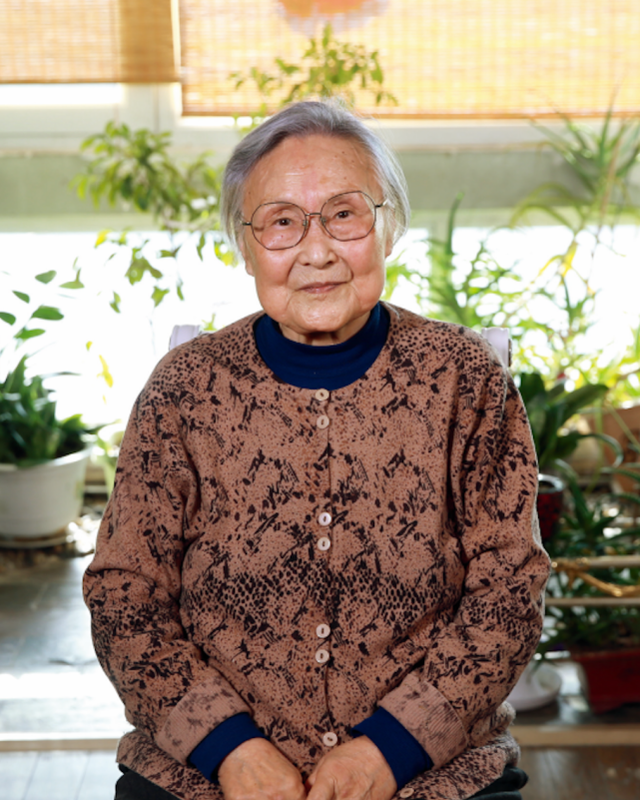 刘燕平,10岁被爱国将领父亲送到延安,后来把《兰花花》唱进了中南海
