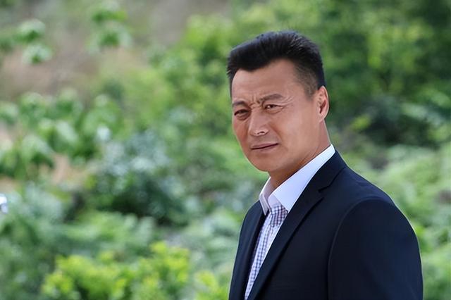 任程伟:她陪我住地下室7年,没房没车没存款,成名后哪敢抛弃?
