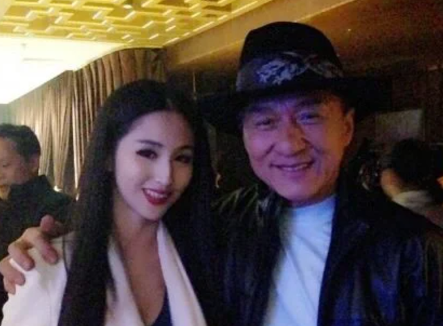 蓝心妍:一个为艺术大胆献身的演员