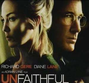 不忠厕所(走向深渊：妻子不忠，丈夫行为过激，酿成悲剧—观电影《不忠》)