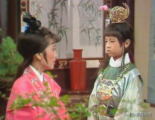 同演贾元春,有人雍容华贵一脸富态,有人仿佛宫里窜出的大马猴?
