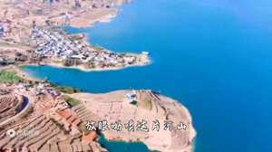 故土情(2003年春晚王宏伟深情演绎《故土情》唱出对家乡的无尽)