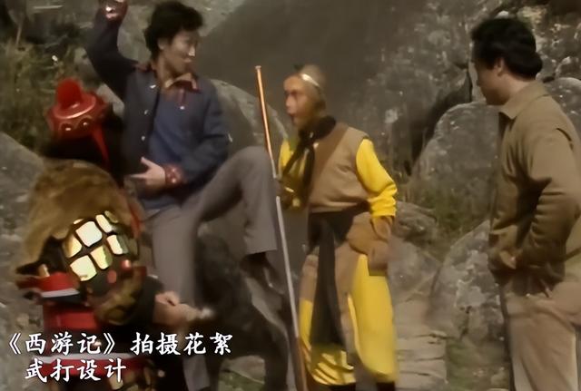 看到六小龄童6年拿2000元,才明白师徒四人为何和杨洁闹掰了