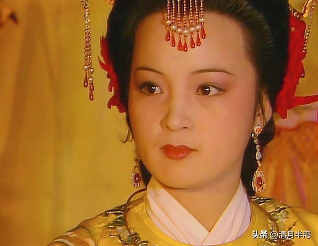 同演贾元春,有人雍容华贵一脸富态,有人仿佛宫里窜出的大马猴?