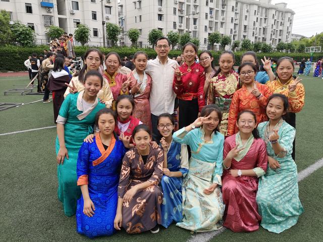 上海师大开学第一课：同上一堂脱贫攻坚精神思政金课
