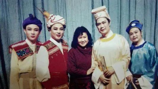 还记得《刘三姐》的演员吗?男主角一生结过三次婚,儿子车祸离世