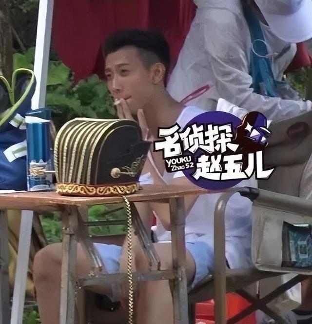 张一山被曝聚众吸毒嫖娼被抓！男女“通吃”，照片很辣眼