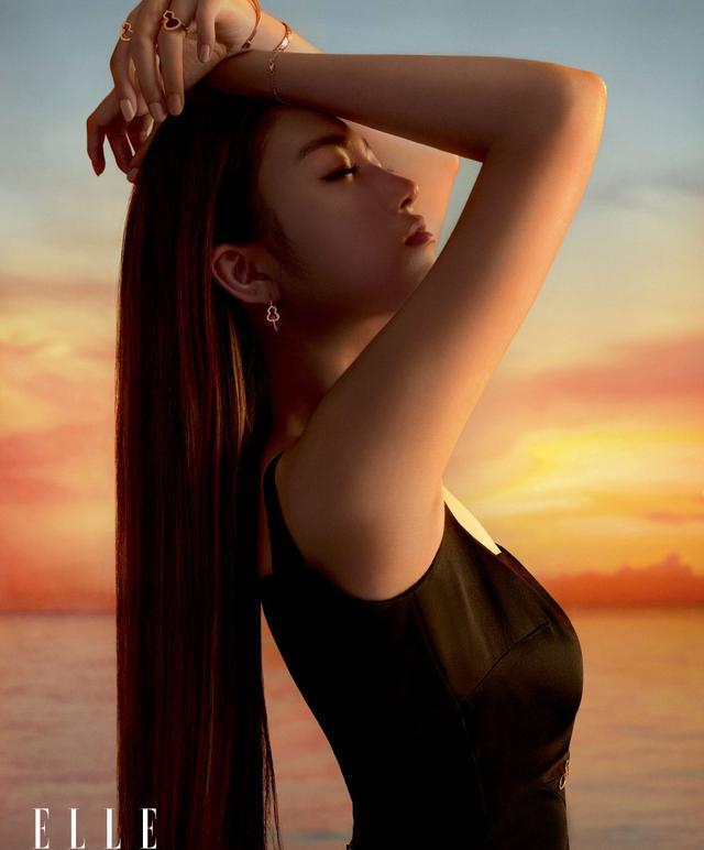 看了邱淑贞、毛阿敏、汪峰这些明星的女儿,才发现遗传是门玄学