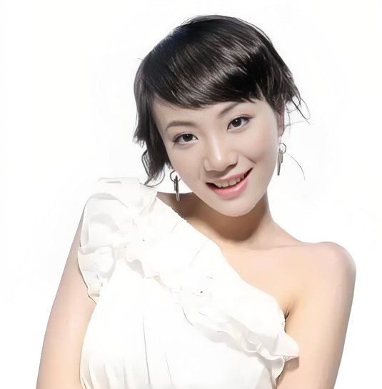 雪豹15年后,五位女演员不红各有苦衷,白月光“萧雅”近照美