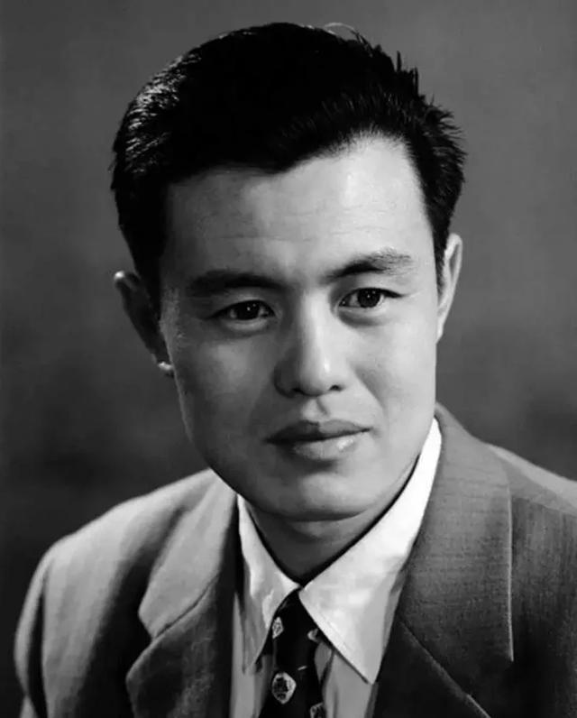 新中国22位大明星和他们的代表作