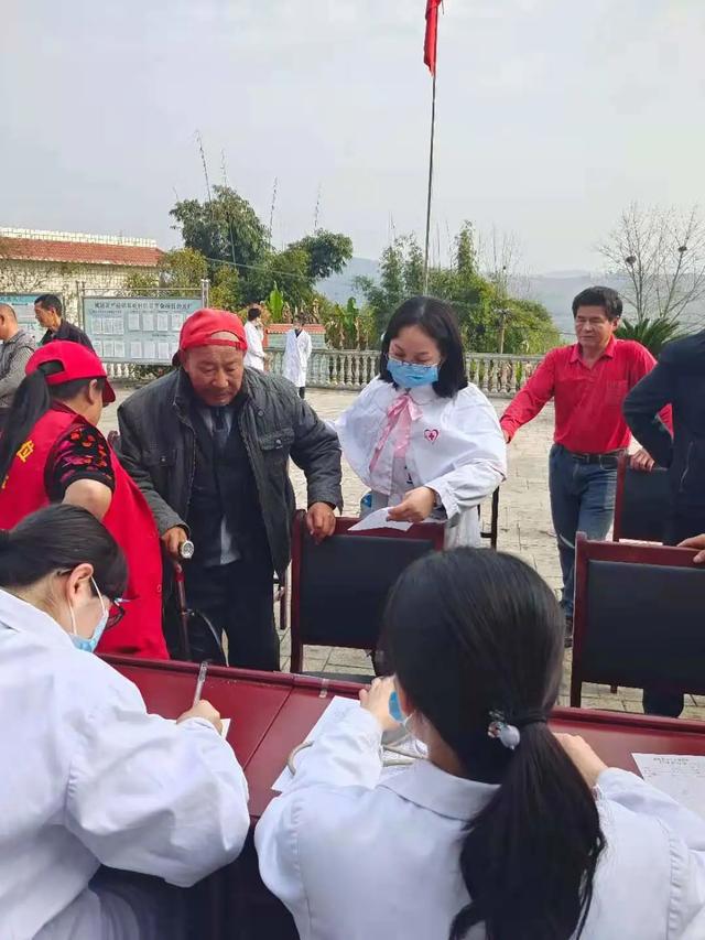 护士之约丨每周一荐:医院优秀报道第四十九期,护暖人心健康未来