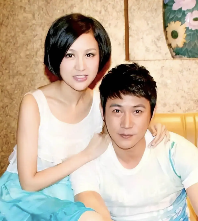 陆毅14岁大女儿获赞最美星二代,才艺令人惊艳,四口人共用一张脸