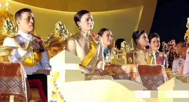 泰国王室《甄嬛传》继续演绎,贵妃诗妮娜诞下小公主,获新赐名妠